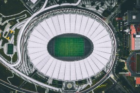 1-0！一场小胜让中超争冠要乱，申花胜深圳！成都掉队海港2分领跑